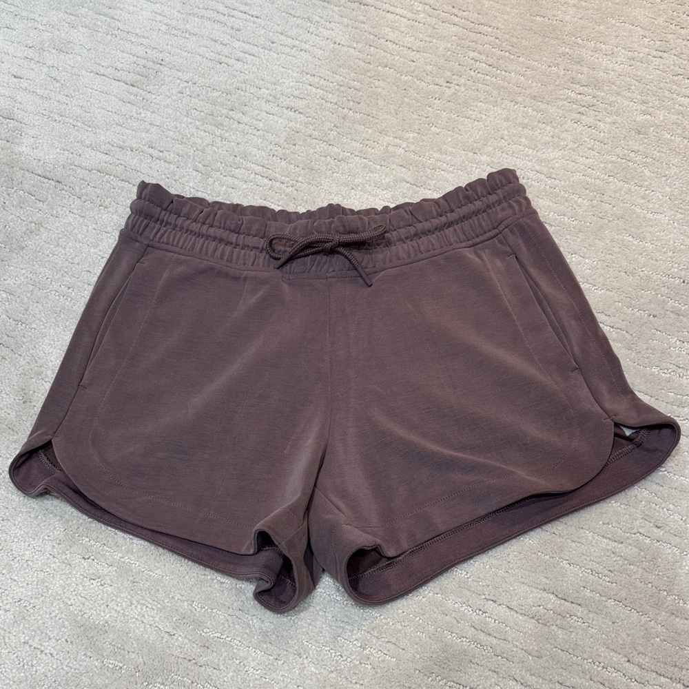Athleta Casual Luxe Shorts